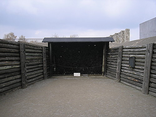 Pared�n de fusilamiento en Sachsenhausen